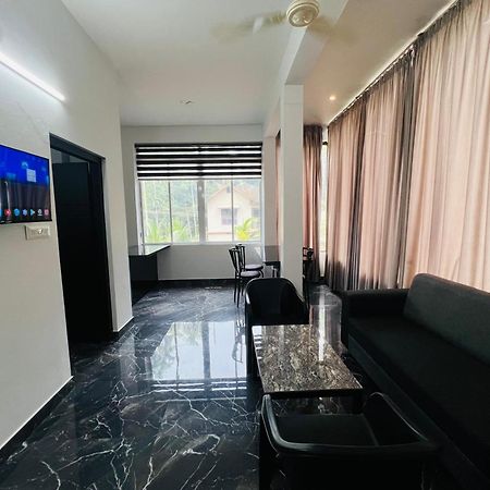 Nest Homes Nilambūr Εξωτερικό φωτογραφία