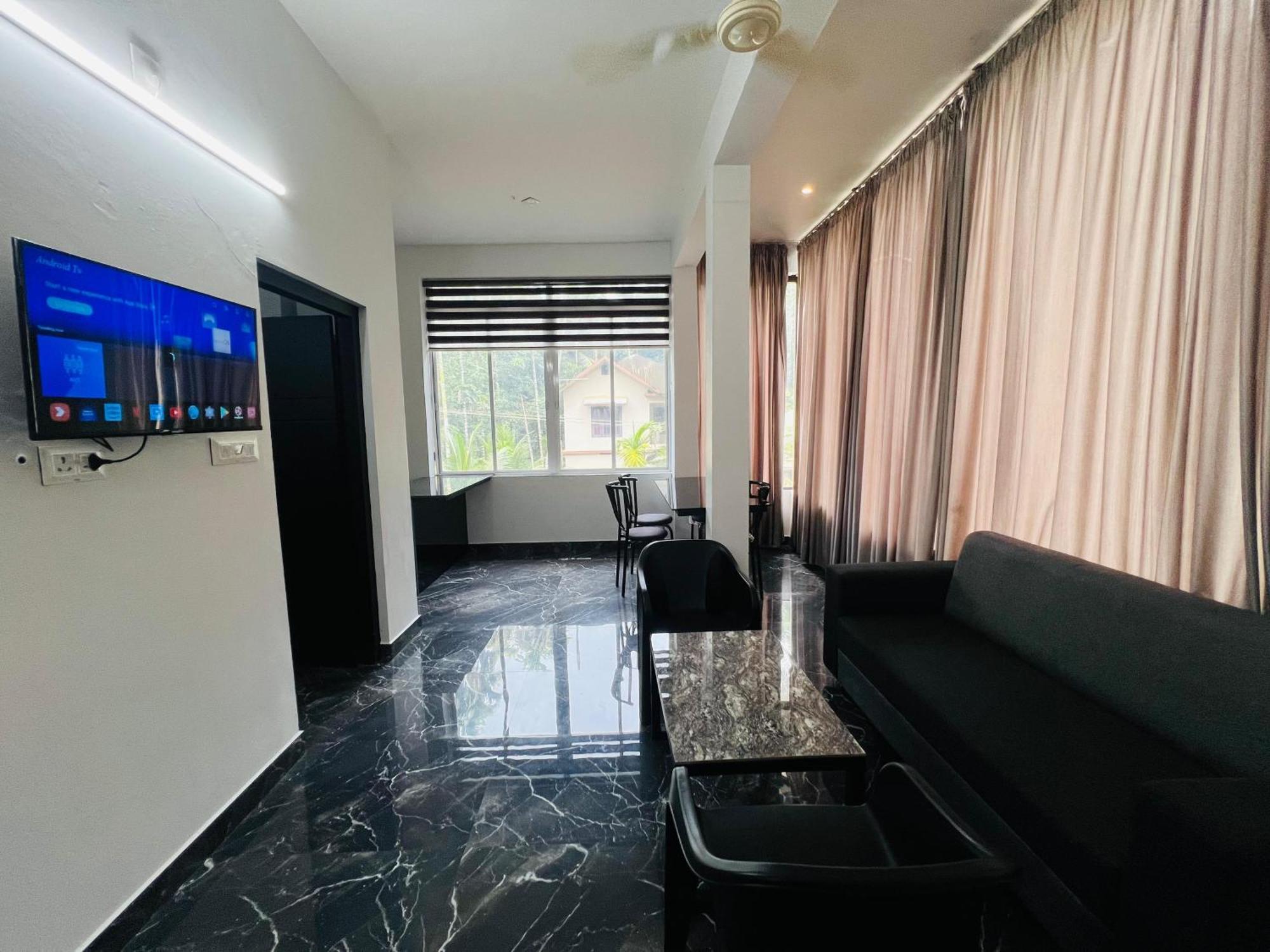 Nest Homes Nilambūr Εξωτερικό φωτογραφία