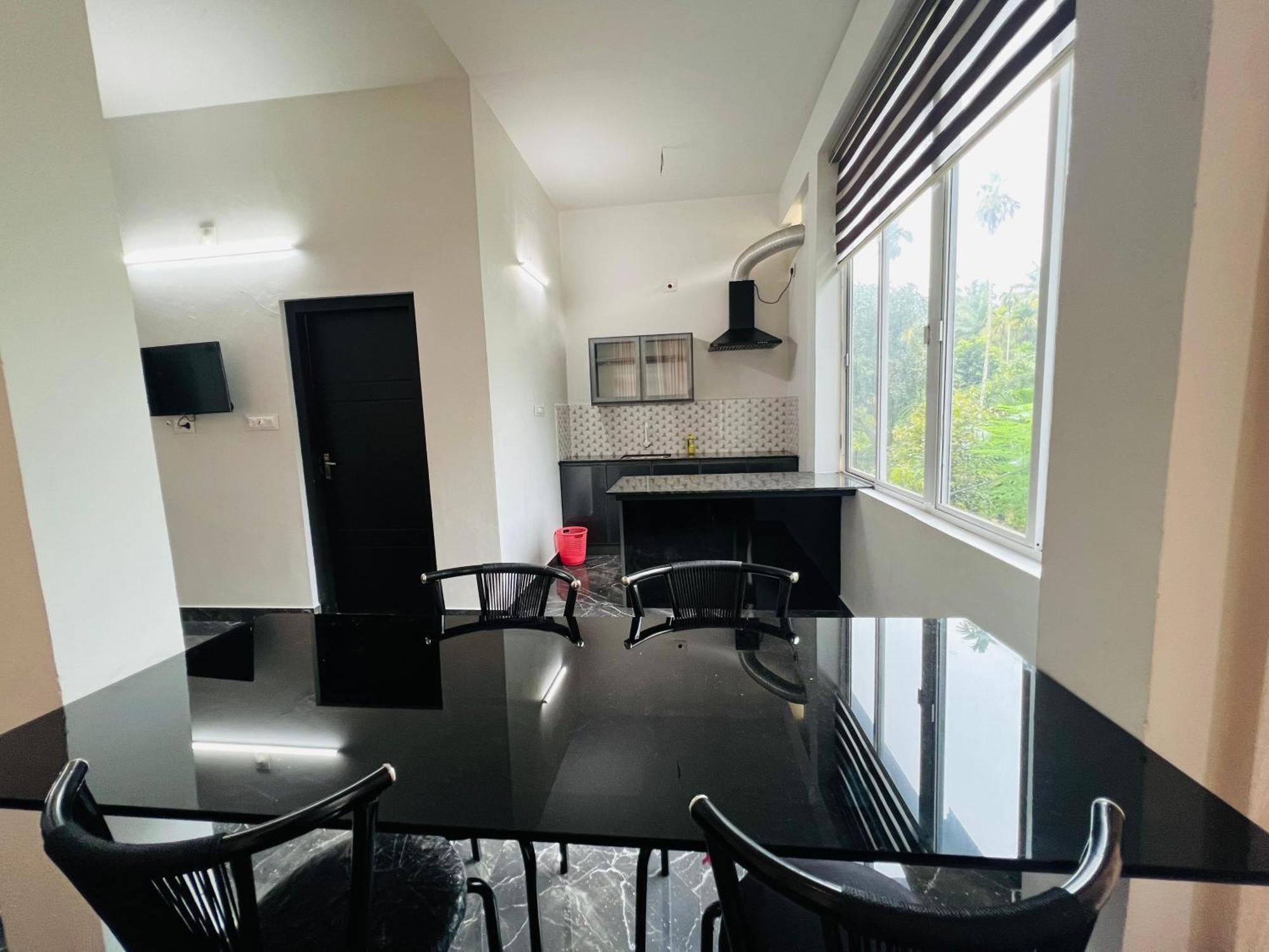 Nest Homes Nilambūr Εξωτερικό φωτογραφία